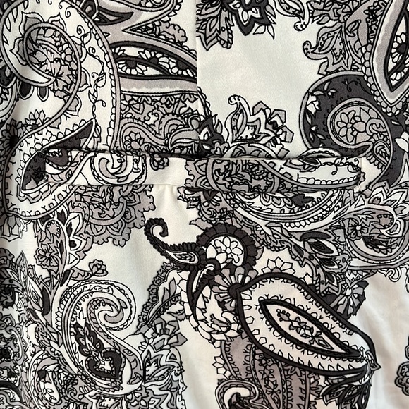 Paisley Black & White Skirt - Picture 5 of 5